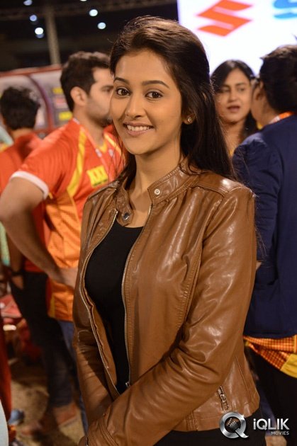 CCL-5-Telugu-Warriors-vs-Bengal-Tigers-Match-Photos